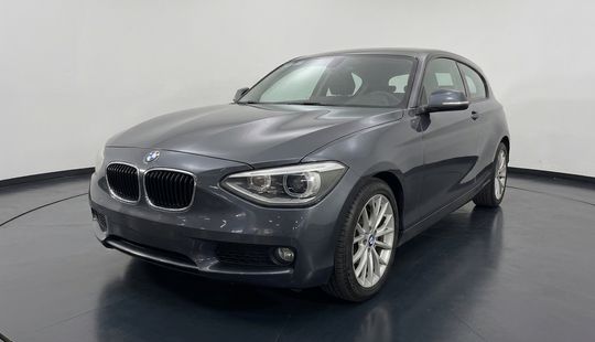 2014 • 136,980 km • Automático