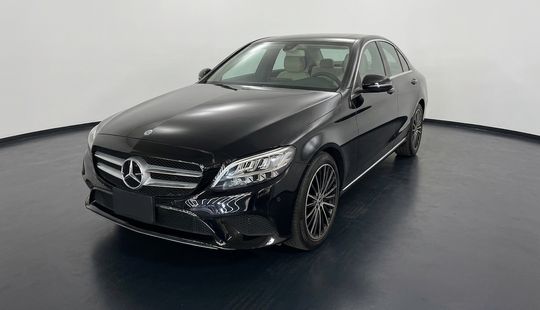 Mercedes Benz • Clase C