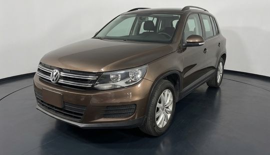 Volkswagen • Tiguan
