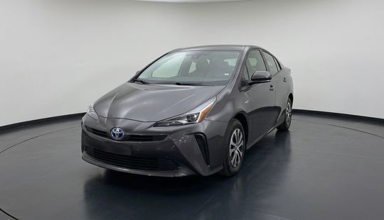 Toyota • Prius
