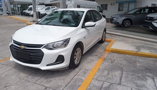 Chevrolet • Onix