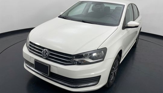 Volkswagen • Vento