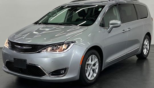 Chrysler • Pacifica
