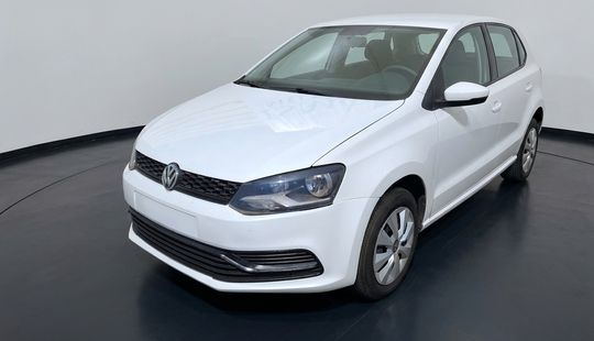 Volkswagen • Polo