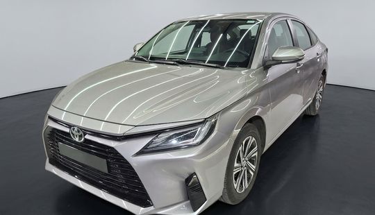 Toyota • Yaris