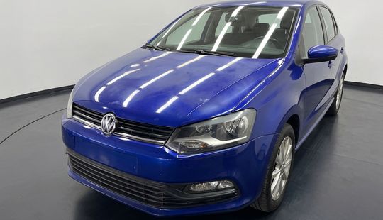 Volkswagen • Polo