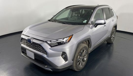 Toyota • RAV4