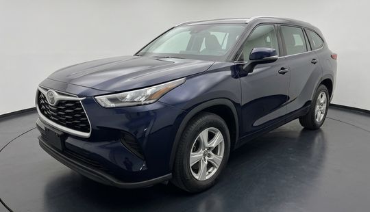 Toyota • Highlander