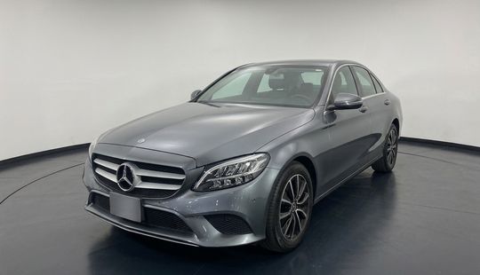 Mercedes Benz • Clase C