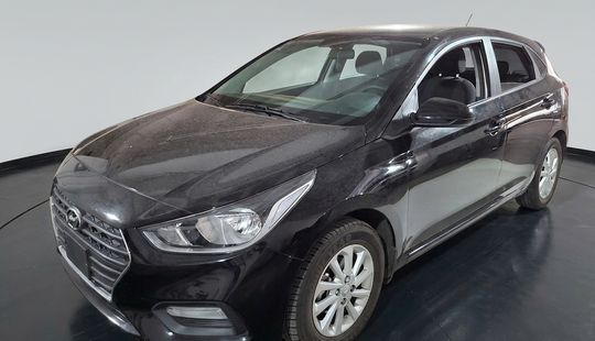 Hyundai • Accent