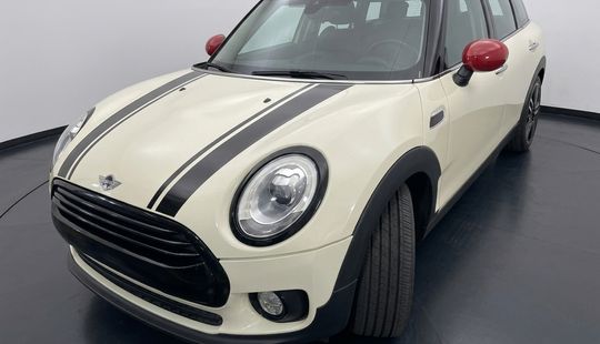 Mini • Clubman