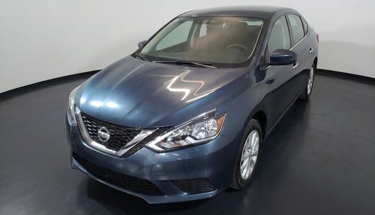 Nissan • Sentra