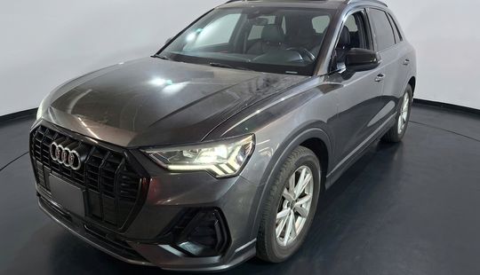 Audi • Q3