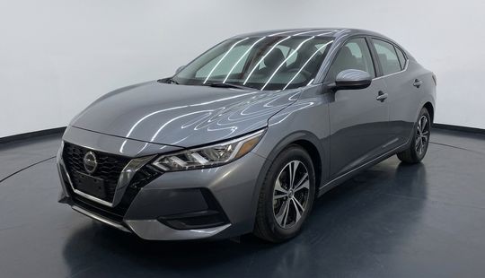 Nissan • Sentra