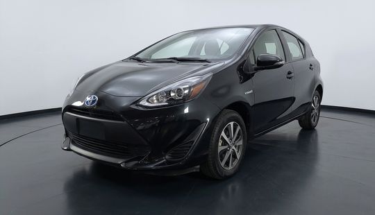 Toyota • Prius C