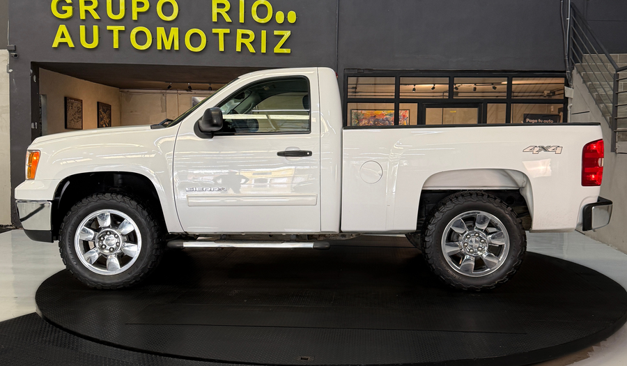 Gmc Sierra 5.3 4X4 REG CAB A Pickup 2011