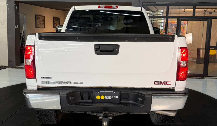 Gmc Sierra 5.3 4X4 REG CAB A Pickup 2011
