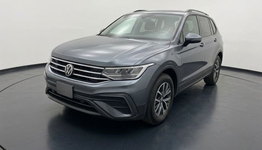 Volkswagen • Tiguan