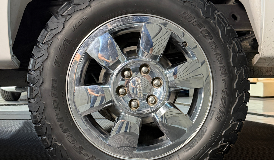 Gmc Sierra 5.3 4X4 REG CAB A Pickup 2011