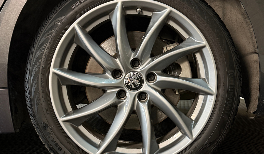 Alfa Romeo Giulia 2.0 SPRINT AUTO Sedan 2024