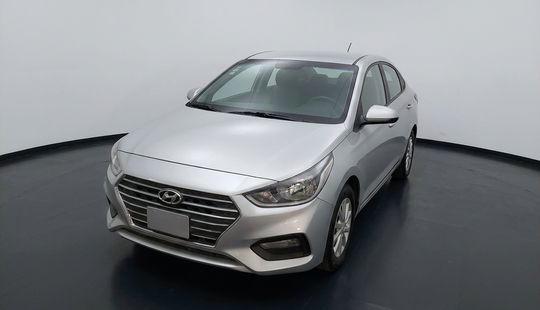 Hyundai • Accent