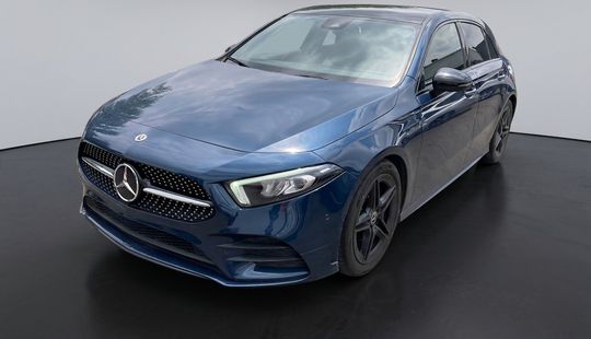 Mercedes Benz • Clase A