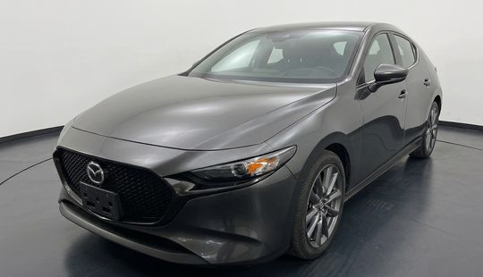 Mazda • Mazda 3