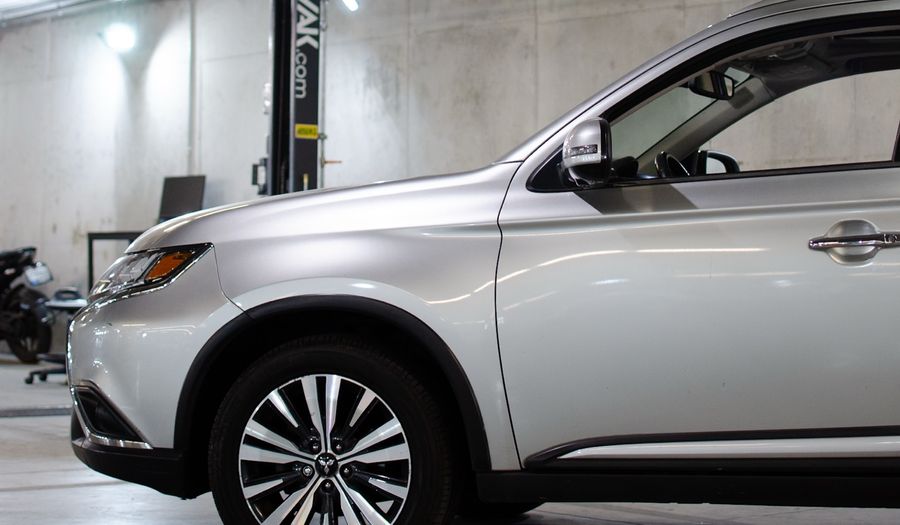 Mitsubishi Outlander 2.4 LIMITED CVT Suv 2020
