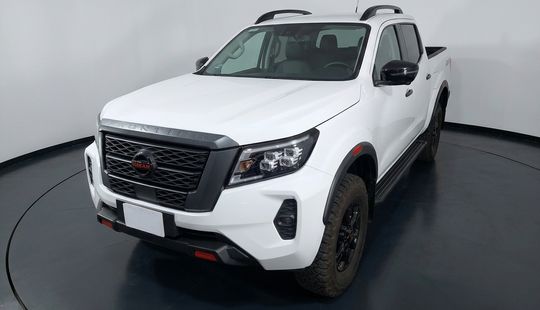 Nissan • Frontier