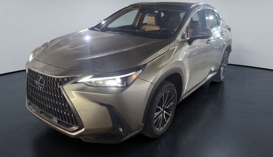 Lexus • NX