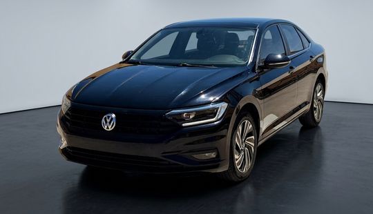 Volkswagen • Jetta