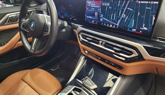 Bmw • i4