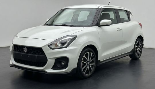 Suzuki • Swift