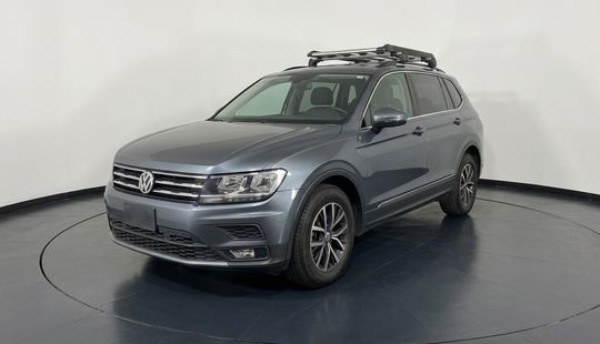 Volkswagen • Tiguan