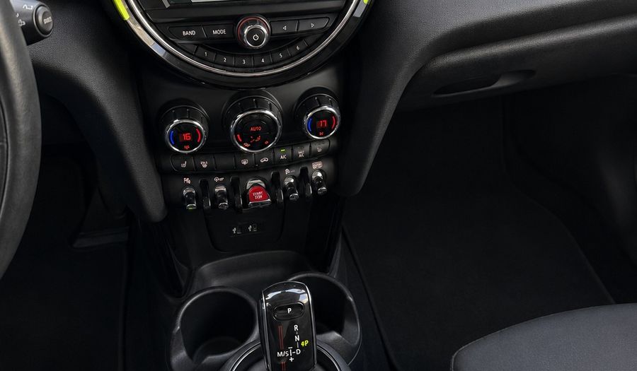Mini Cooper S 2.0 COOPER CHILI DCT Hatchback 2019