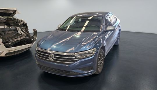 Volkswagen • Jetta