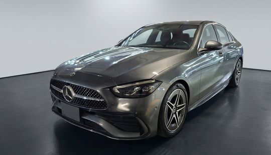 Mercedes Benz • Clase C