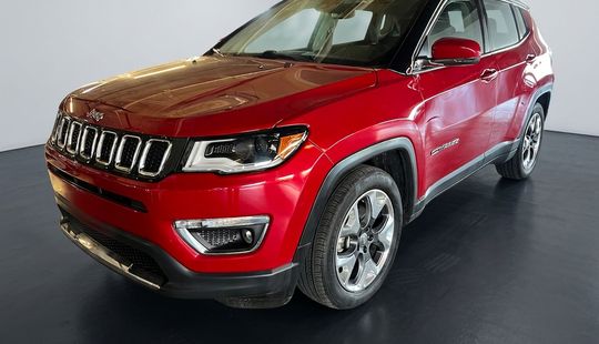 2019 • 40,646 km • Automático