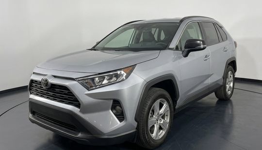 Toyota • RAV4