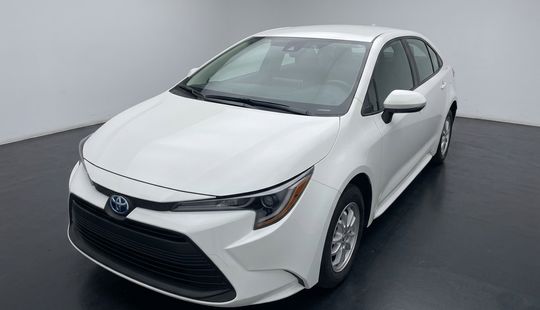 Toyota • Corolla