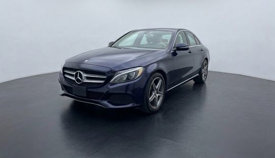 Mercedes Benz • Clase C