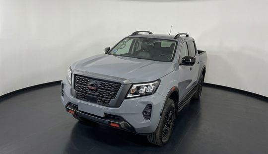 Nissan • Frontier