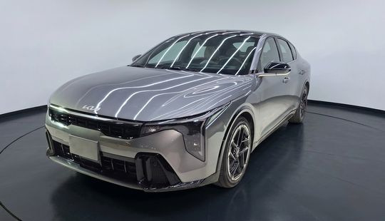 Kia • K4