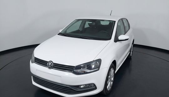Volkswagen • Polo