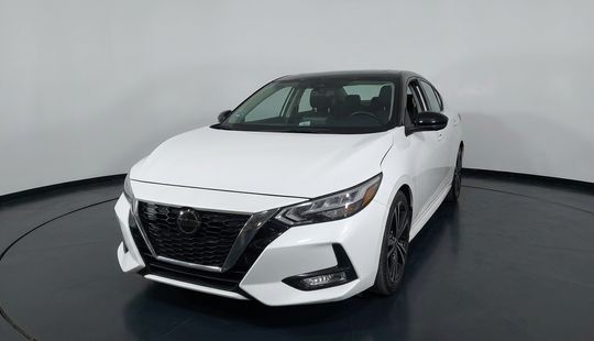 Nissan • Sentra