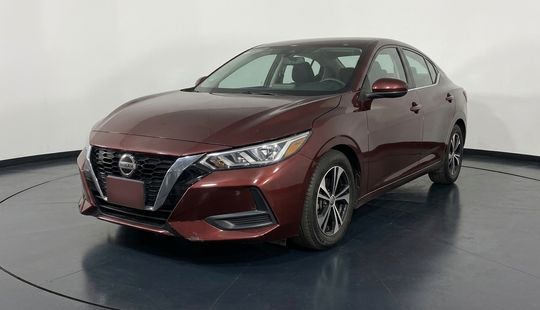 Nissan • Sentra