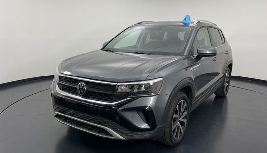 Volkswagen • Taos