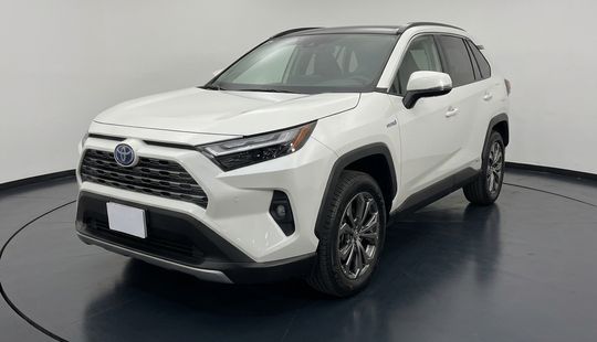 Toyota • RAV4