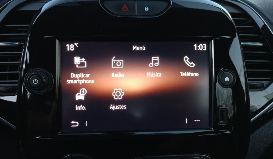 Renault Captur 1.3 ICONIC CVT Hatchback 2023