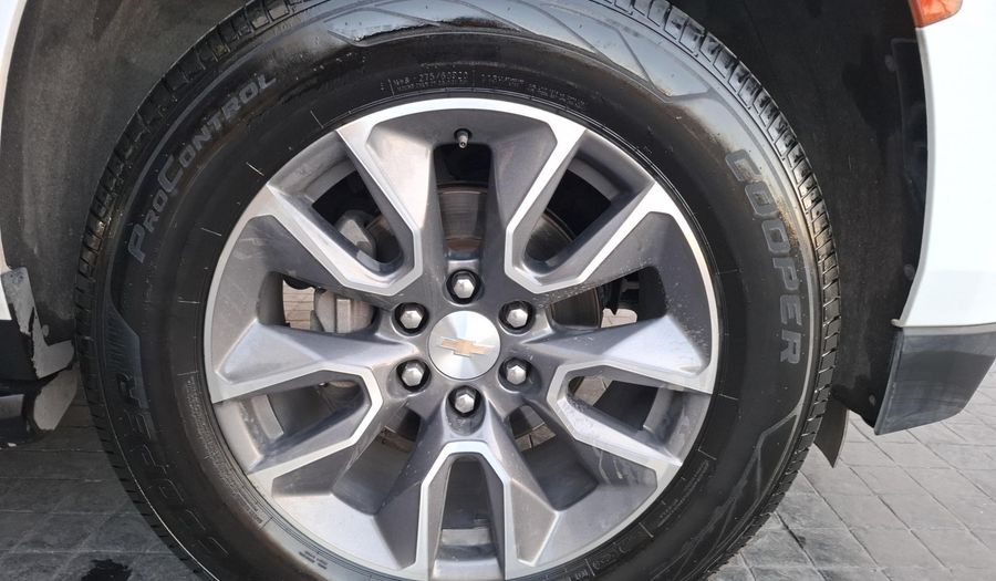 Chevrolet Suburban 5.3 LT C AUTO Suv 2023